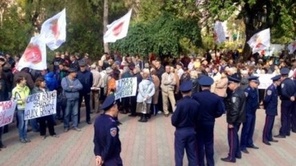 На митинг "антимайдана" в Одессе пришли в основном пенсионеры