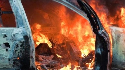 В центре Харькова горела иномарка