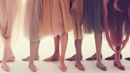 Кристиан Лубутен выпустил коллекцию универсальных балеток 