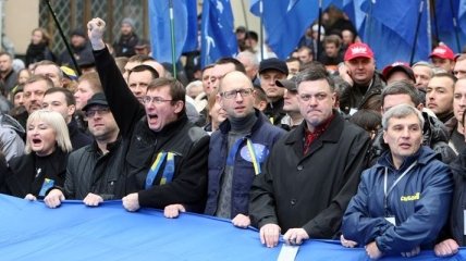Яценюк рассказал о тактике Майдана 