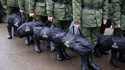 Сейчас в Украине воюет около полумиллиона россиян