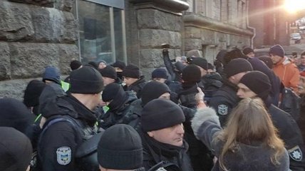 СМИ: В Киеве задержали помощника Надежды Савченко