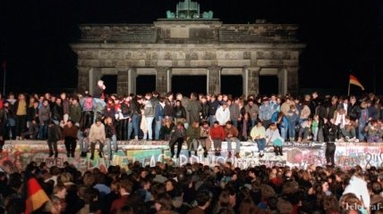 25-летие падения Берлинской стены (Видео)