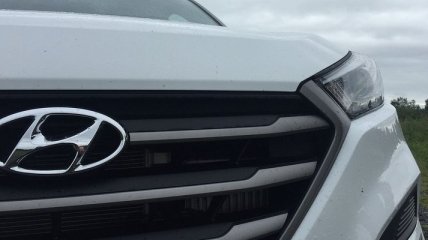 Hyundai представила автомобиль с солнечными батареями на крыше