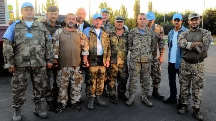 Из плена освободили четырех украинских волонтеров