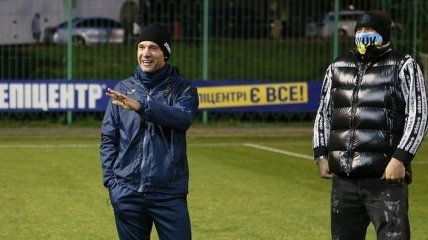 Шевченко подшутил над Усиком на тренировке сборной Украины (видео)