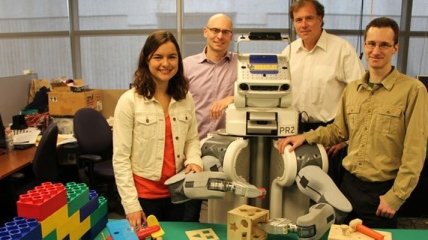 Инженеры создали самообучаемого робота BRETT
