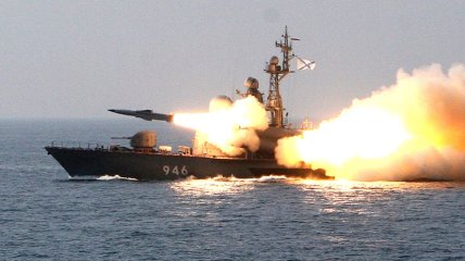 У небезпечній близькості до південних берегів України перебуватимуть ракетні фрегати