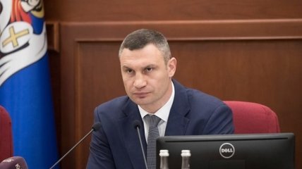 Мэр Киева уволит чиновника,который совершил ДТП в Киеве