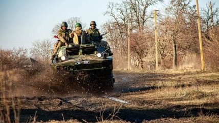 Українські військові готові бити ворога за будь-якої погоди