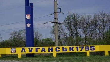 В Луганск вошла колонна техники боевиков с танками и минометами