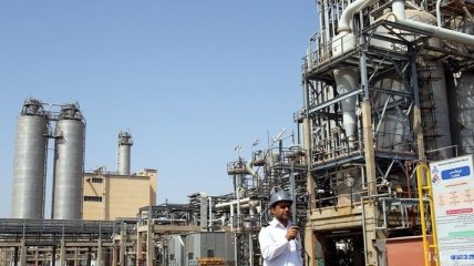 Экспорт иранской нефти вырос втрое 