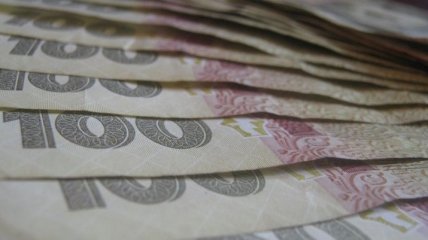 Долар і євро трохи підросли, а фунт знову впав: курс валют в Україні на 3 серпня