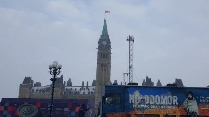 Возле парламента Канады состоялась выставка о Голодоморе
