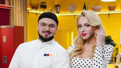 Оля Полякова и Влад Мицкевич были ведущими кулинарного шоу