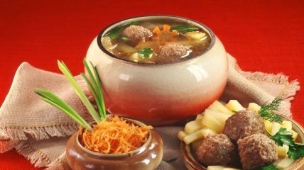 Ученые советуют лечить простуду горячим куриным супом