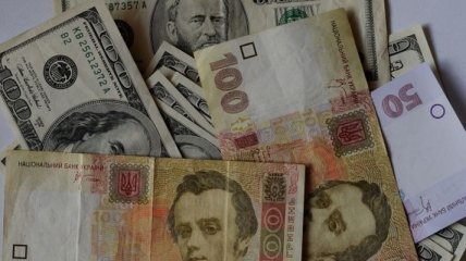 Официальный курс валют на 5 июня: курс гривны снизился на 25 копеек