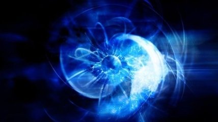 Возле Солнца обнаружен таинственный синий шар (Видео)
