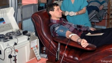 США помогут собирать донорскую кровь в Украине