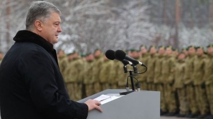 Порошенко: Армия Украины точно способна остановить агрессора 