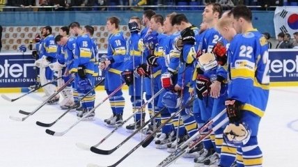 Хоккей: Украина крупно уступила Казахстану в контрольном матче