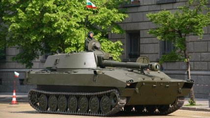 Болгарська САУ 2С1 "Гвоздика"