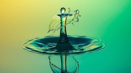 Бережет не только горло: почему нужно пить только теплую воду