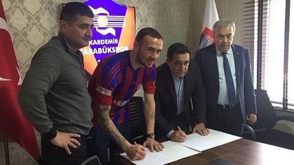 Турецкий "Карабюкспор" подписал еще одного украинца