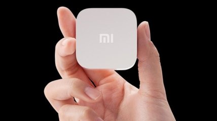 Xiaomi представила миниатюрную версию Apple TV и премиум-наушники Mi