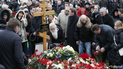 Бориса Немцова похоронили на Троекуровском кладбище