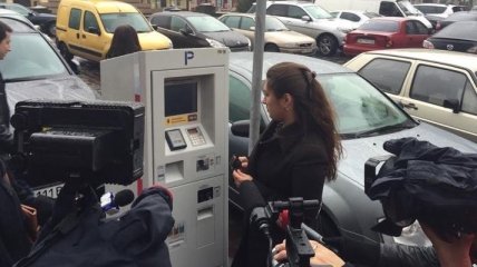 В Украине появились первые бесконтактные паркоматы