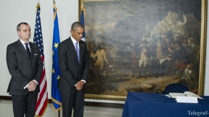 Обама посетил посольство Франции, чтобы выразить соболезнования