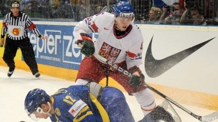 "Донбасс" взял в Словакию 32 хоккеиста