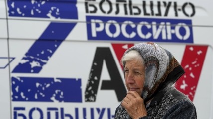 Окупанти в Україні готують "вибори", впроваджують політпроєкти рф і позбавляються колаборантів
