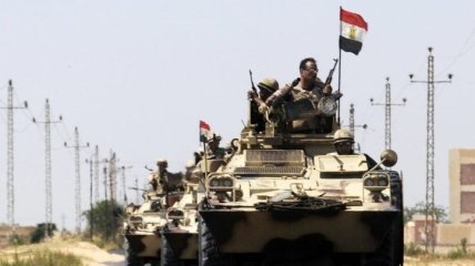 Война в Ливии: мятежное правительство дало "зеленый свет" военному вмешательству Египта