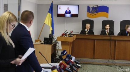 Суд по Януковичу: адвокат попросил возобновить следствие и допросить свидетелей