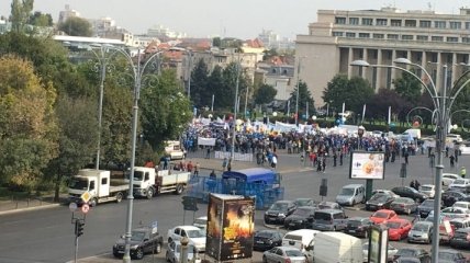 В Бухаресте проходит митинг госслужащих
