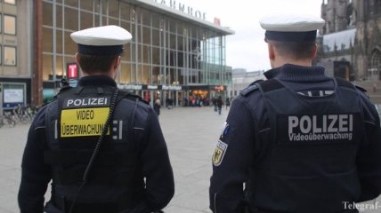 Немецкая полиция подозревает в подрыве авто в Берлине "русскую мафию"