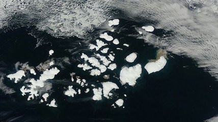 Ученые: новая форма водяного льда с самой низкой плотностью 