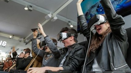 В Украине открылся первый кинотеатр виртуальной реальности