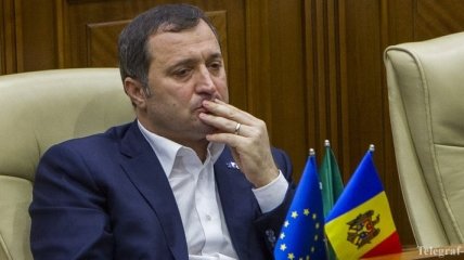 Экс-премьера Молдовы оставили под стражей