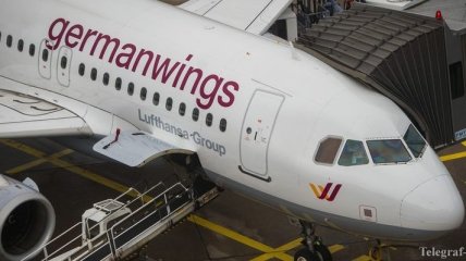 Пассажиров самолета Germanwings эвакуировали из-за угрозы взрыва