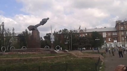 Памятник Ленину снесли в Северодонецке