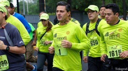 Президент Мексики за 54 минуты пробежал 10 километров 