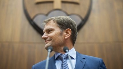 Премьера Словакии вынудили извиниться перед Украиной за шутку о Закарпатье