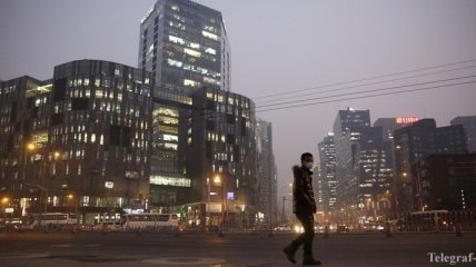 Пекин: из-за загрязнения воздуха закрыты школы и предприятия