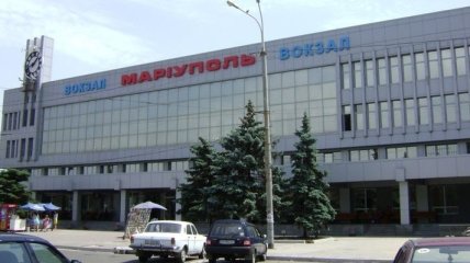СБУ: Двое украинцев готовили взрыв на ж/д вокзале Мариуполя