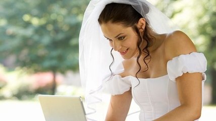 В Украине теперь можно подавать заявление на брак в онлайне