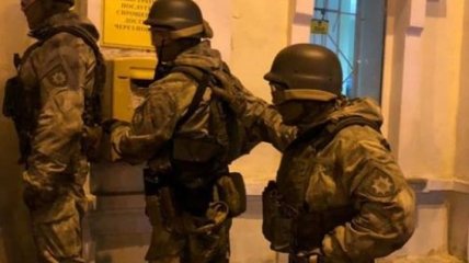 Захват "Укрпочты" в Харькове: к нарушителю полиция привела на переговоры отца