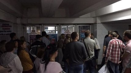 Пожар в киевском метро: спасатели назвали причины